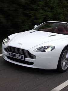 Preview wallpaper aston martin, v8, vantage, 2008, white, front view, cars, speed