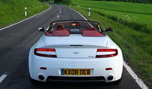 Preview wallpaper aston martin, v8, vantage, 2008, white, rear view, style, nature