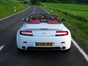 Preview wallpaper aston martin, v8, vantage, 2008, white, rear view, style, nature