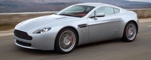 Preview wallpaper aston martin, v8, vantage, 2005, silver, side view, cars, speed