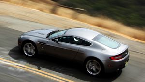 Preview wallpaper aston martin, v8, vantage, 2008, gray metallic, top view, speed