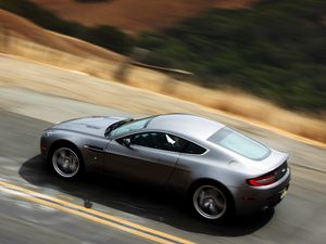 Preview wallpaper aston martin, v8, vantage, 2008, gray metallic, top view, speed