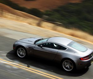 Preview wallpaper aston martin, v8, vantage, 2008, gray metallic, top view, speed