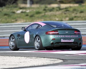 Preview wallpaper aston martin, v8, vantage, 2007, green, side view, sport, auto