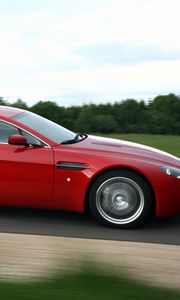 Preview wallpaper aston martin, v8, vantage, 2008, red, side view, style, speed