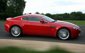 Preview wallpaper aston martin, v8, vantage, 2008, red, side view, style, speed