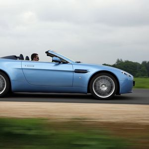 Preview wallpaper aston martin, v8, vantage, 2008, blue, side view, cabriolet, asphalt