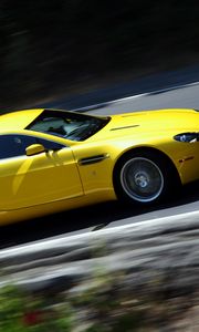 Preview wallpaper aston martin, v8, vantage, 2008, yellow, side view, cars, speed