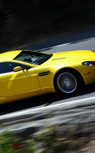 Preview wallpaper aston martin, v8, vantage, 2008, yellow, side view, cars, speed