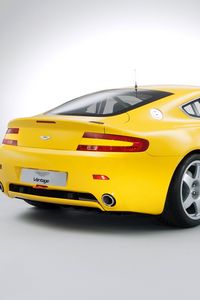 Preview wallpaper aston martin, v8, vantage, 2007, yellow, rear view, style