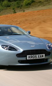 Preview wallpaper aston martin, v8, vantage, 2005, gray, front view, nature, cars