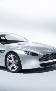 Preview wallpaper aston martin, v8, vantage, 2008, white, side view, auto