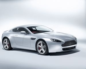 Preview wallpaper aston martin, v8, vantage, 2008, white, side view, auto