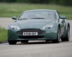 Preview wallpaper aston martin, v8, vantage, 2008, green, front view, style