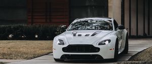 Preview wallpaper aston martin v8 vantage, aston martin v8, aston martin, car, front view