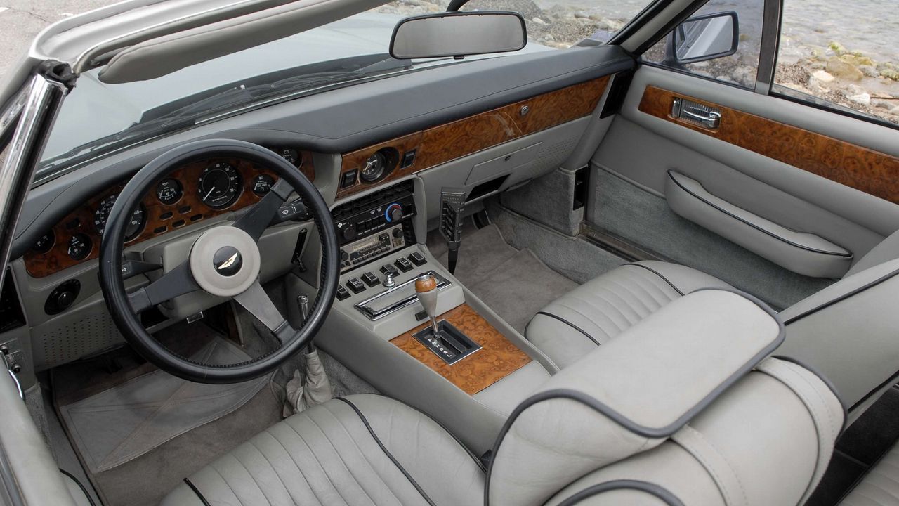 Wallpaper aston martin, v8, volante, 1977, gray, salon, interior, steering wheel, speedometer