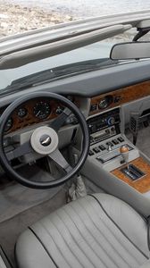 Preview wallpaper aston martin, v8, volante, 1977, gray, salon, interior, steering wheel, speedometer