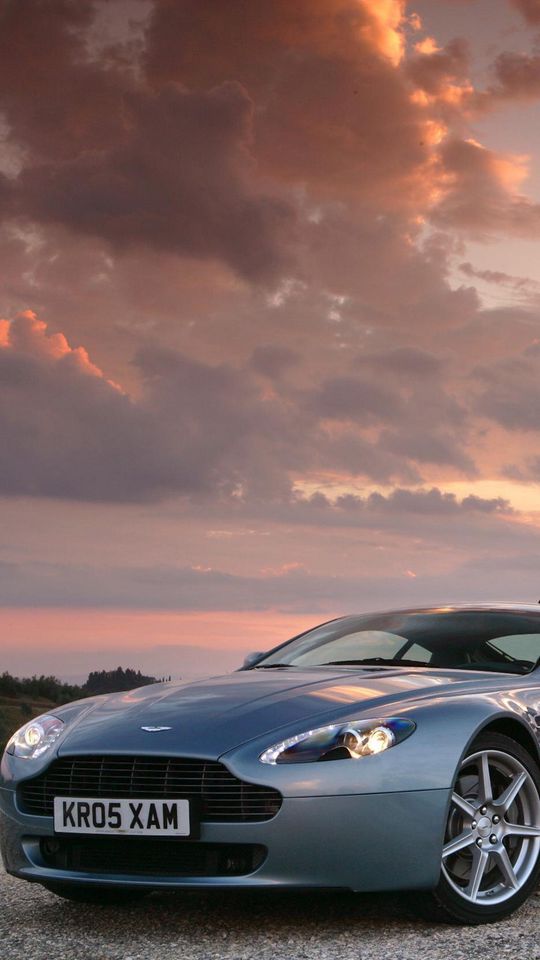 540x960 Wallpaper aston martin, vantage, side view, sunset