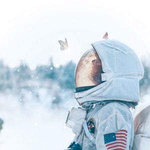 Preview wallpaper astronaut, butterflies, spacesuit, space, light