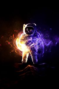 Preview wallpaper astronaut, cosmonaut, space suit, shards, shine