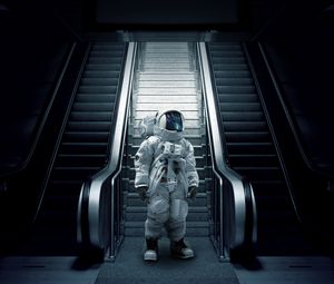 Preview wallpaper astronaut, cosmonaut, spacesuit, escalator, stairs