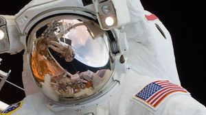 Preview wallpaper astronaut, spacesuit, helmet, mirror, reflection, space