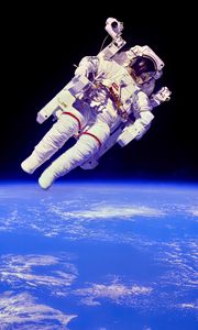 Preview wallpaper astronaut, weightlessness, space, atmosphere