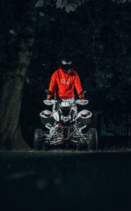 Preview wallpaper atv, motorcyclist, helmet, bike, front view