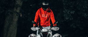 Preview wallpaper atv, motorcyclist, helmet, bike, front view