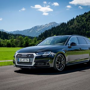 Preview wallpaper audi, a4, avant, motion, road