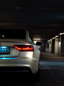 Preview wallpaper audi a5, audi, headlight, rear view, light