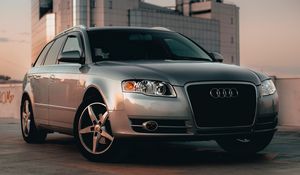 Preview wallpaper audi allroad, audi, car, suv, headlights