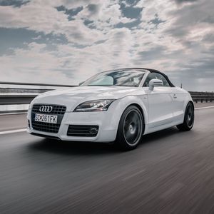 Preview wallpaper audi, car, front view, movement, white