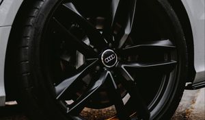 Preview wallpaper audi, car, gray, wheel, side view