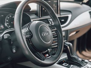 Preview wallpaper audi, car, steering wheel, salon, black