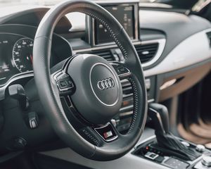 Preview wallpaper audi, car, steering wheel, salon, black