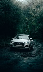 Preview wallpaper audi, car, white, road, rain