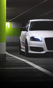 Preview wallpaper audi, lights, parking