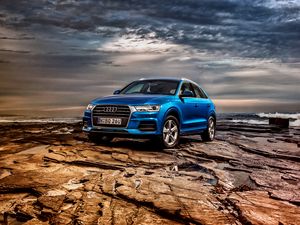 Preview wallpaper audi, q3, tfsi, quattro, au-spec, blue, side view