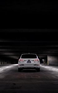 Preview wallpaper audi q5, audi, car, white, rear view, parking