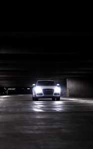 Preview wallpaper audi q5, audi, car, white, light