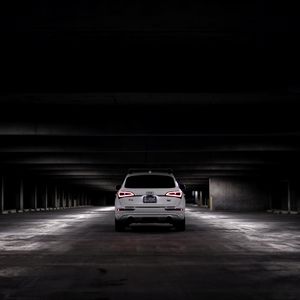 Preview wallpaper audi q5, audi, car, white, rear view