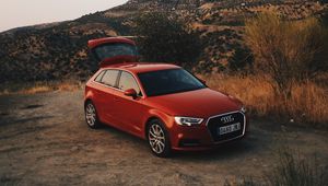 Preview wallpaper audi q5, red, mountains