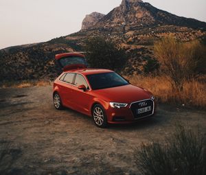 Preview wallpaper audi q5, red, mountains