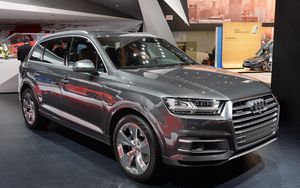 Preview wallpaper audi q7 ii, audi, side view