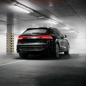 Preview wallpaper audi q8, audi, car, suv, black, rear view