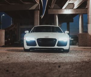 Preview wallpaper audi r8, audi, car, white, front view, light