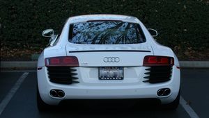 Preview wallpaper audi r8, audi, car, white, back view