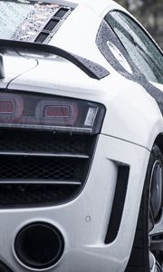 Preview wallpaper audi, r8, gt, silver, rain, rear bumper