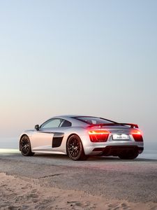 Preview wallpaper audi, r8, rear view, road